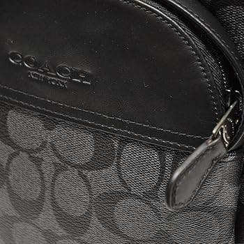 美品 コーチ PVC ボディバッグ シグネチャー ロゴ型押し ファスナー 黒 COACH コーチ ショルダーバッグ メンズ シグネチャー ロゴ 型
